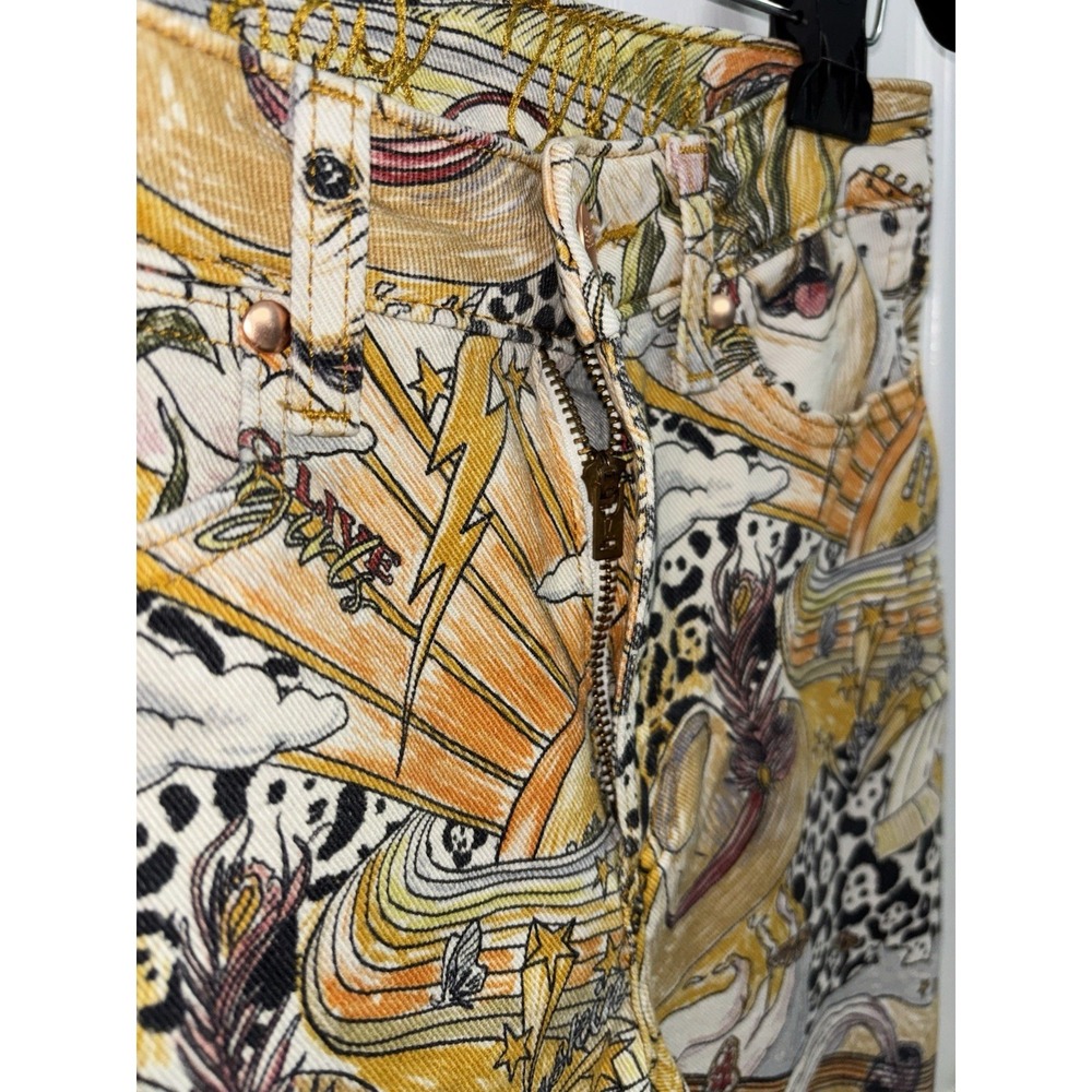SOLD x Lainey Wilson 27x30 Life of Lainey Storyteller Print Flare Jeans - Picture 8 of 16